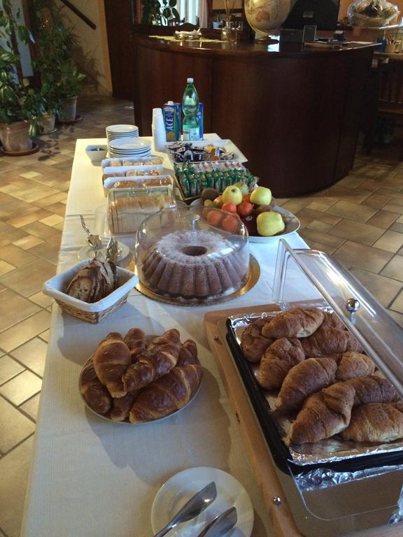 Hotel Ristorante Villa Pegaso San Pietro Infine Dış mekan fotoğraf